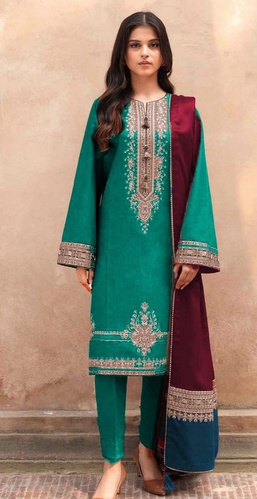 Royal Heritage Embroidered 3-Piece (un-stitched)