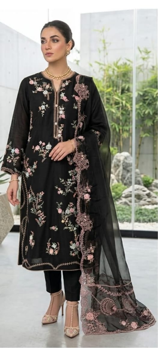 Embroidered Lawn Suit with Organza Cutwork Dupatta (un-stitched)