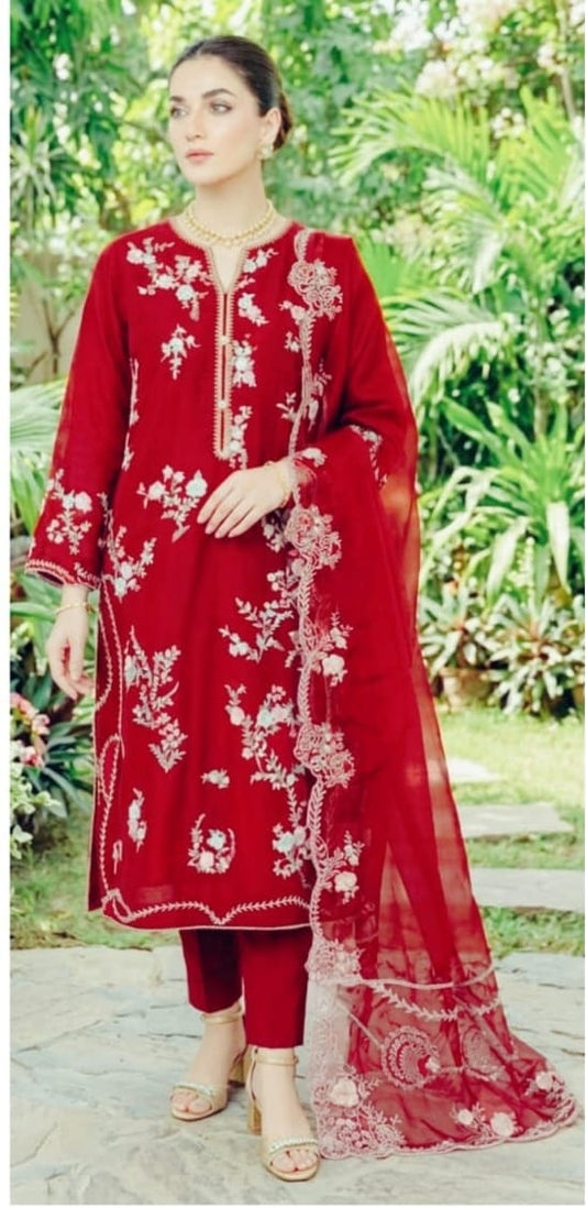 Embroidered Lawn Suit with Organza Cutwork Dupatta (un-stitched)